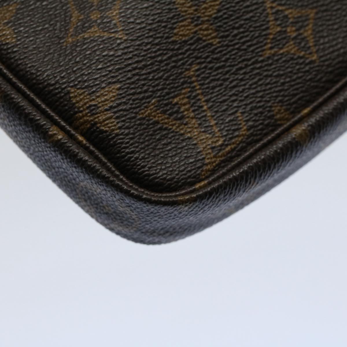 LOUIS VUITTON Monogram Pochette Accessoires Pouch M51980 LV am5070