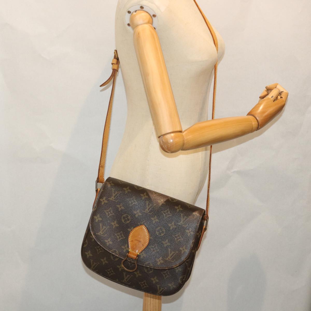 LOUIS VUITTON Monogram Saint Cloud GM Shoulder Bag M51242 LV am5081