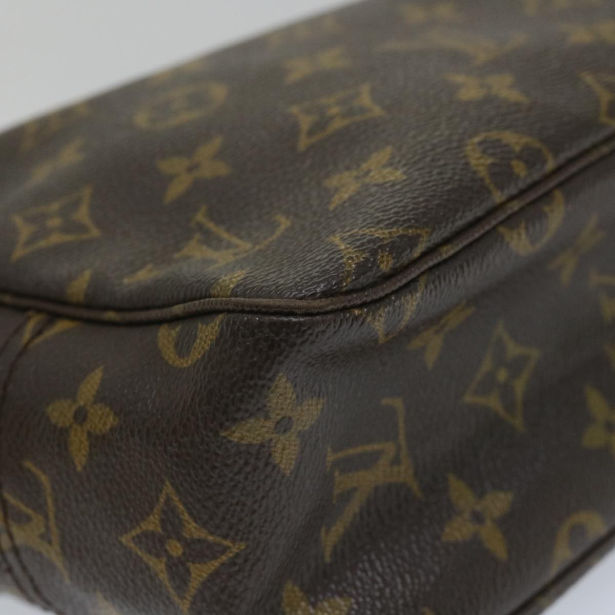 LOUIS VUITTON Monogram Trousse Toilette 28 Clutch Bag M47522 LV am5084