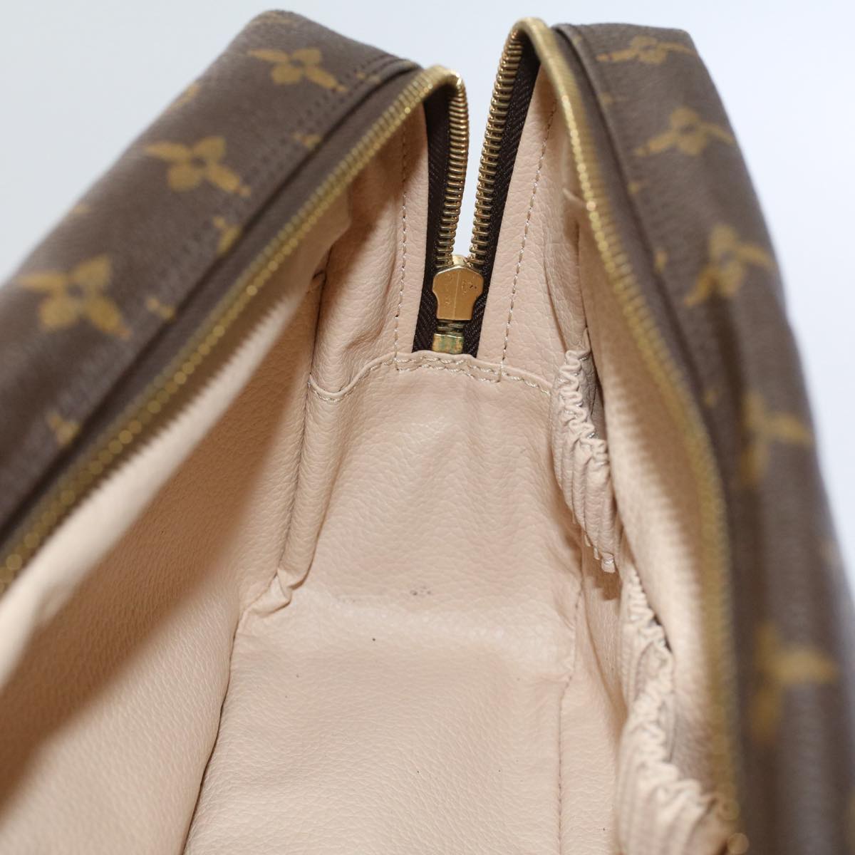 LOUIS VUITTON Monogram Trousse Toilette 28 Clutch Bag M47522 LV am5085