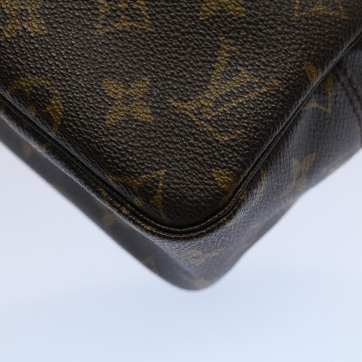LOUIS VUITTON Monogram Trousse Toilette 28 Clutch Bag M47522 LV am5085
