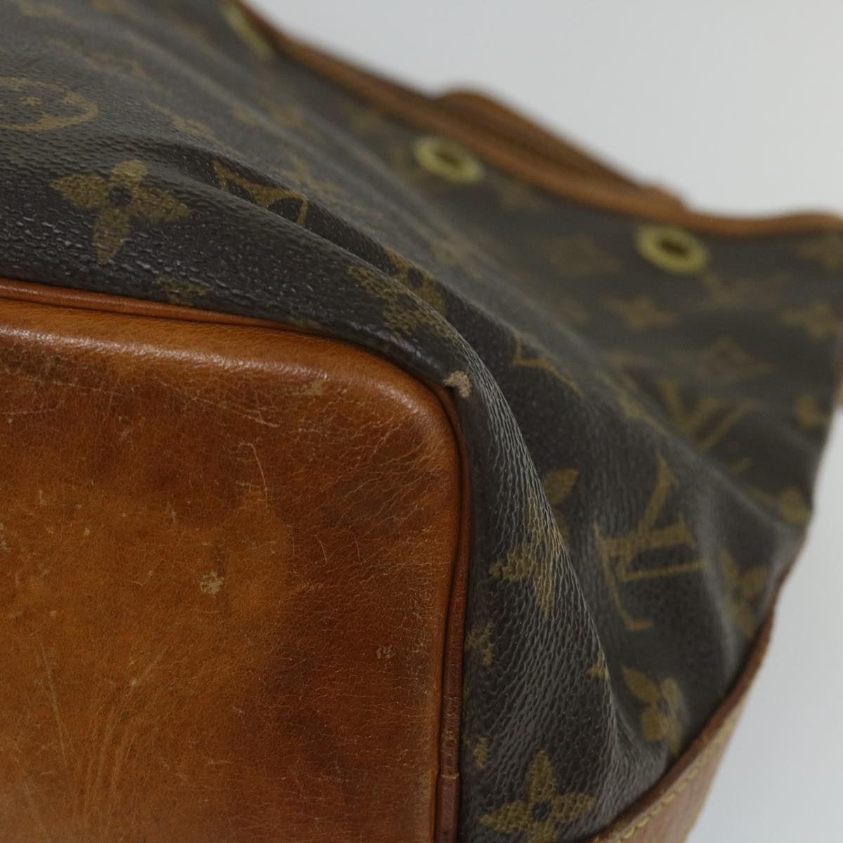 LOUIS VUITTON Monogram Petit Noe Shoulder Bag M42226 LV am5088