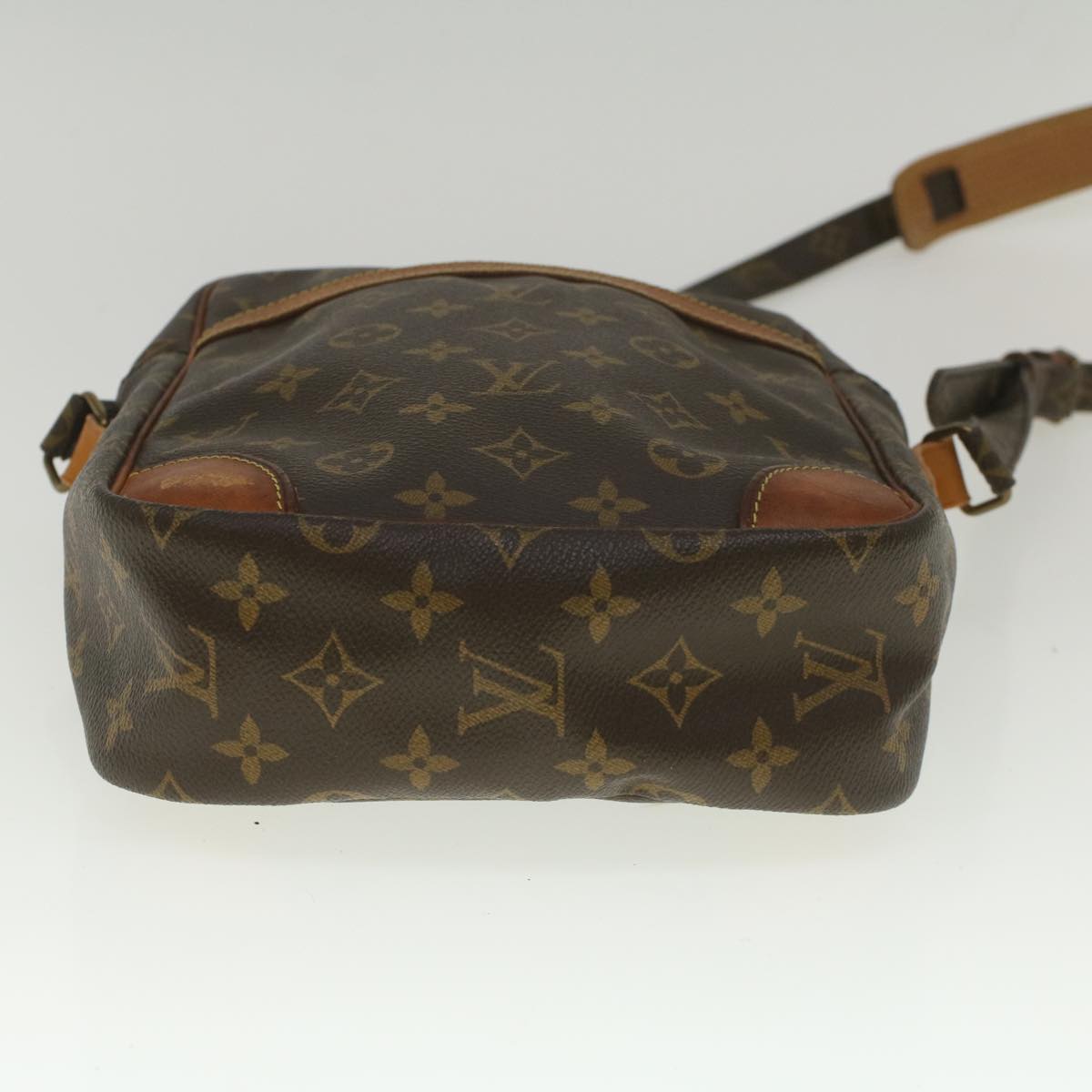 LOUIS VUITTON Monogram Danube MM Shoulder Bag M45264 LV am5089