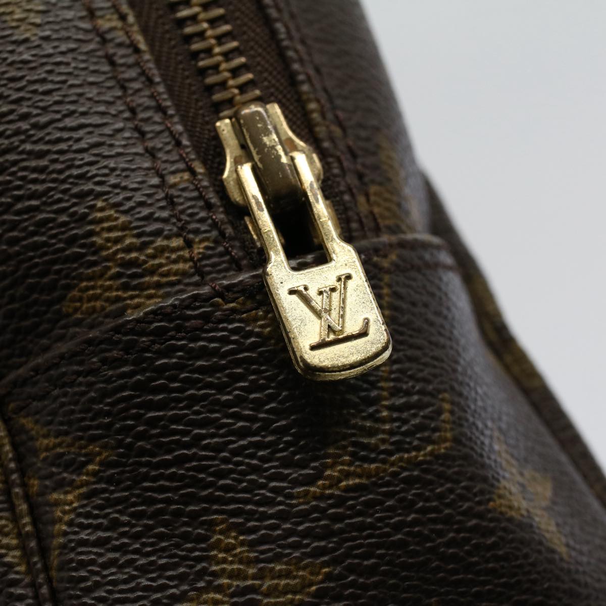 LOUIS VUITTON Monogram Trousse Toilette 28 Clutch Bag M47522 LV am5096