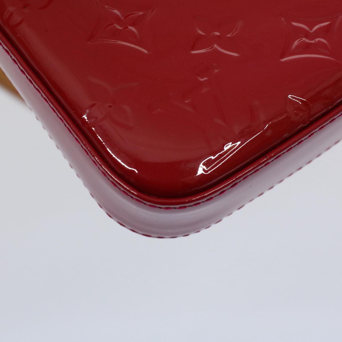 LOUIS VUITTON Monogram Vernis Pochette Accessoires Pouch Red M91577 am5106