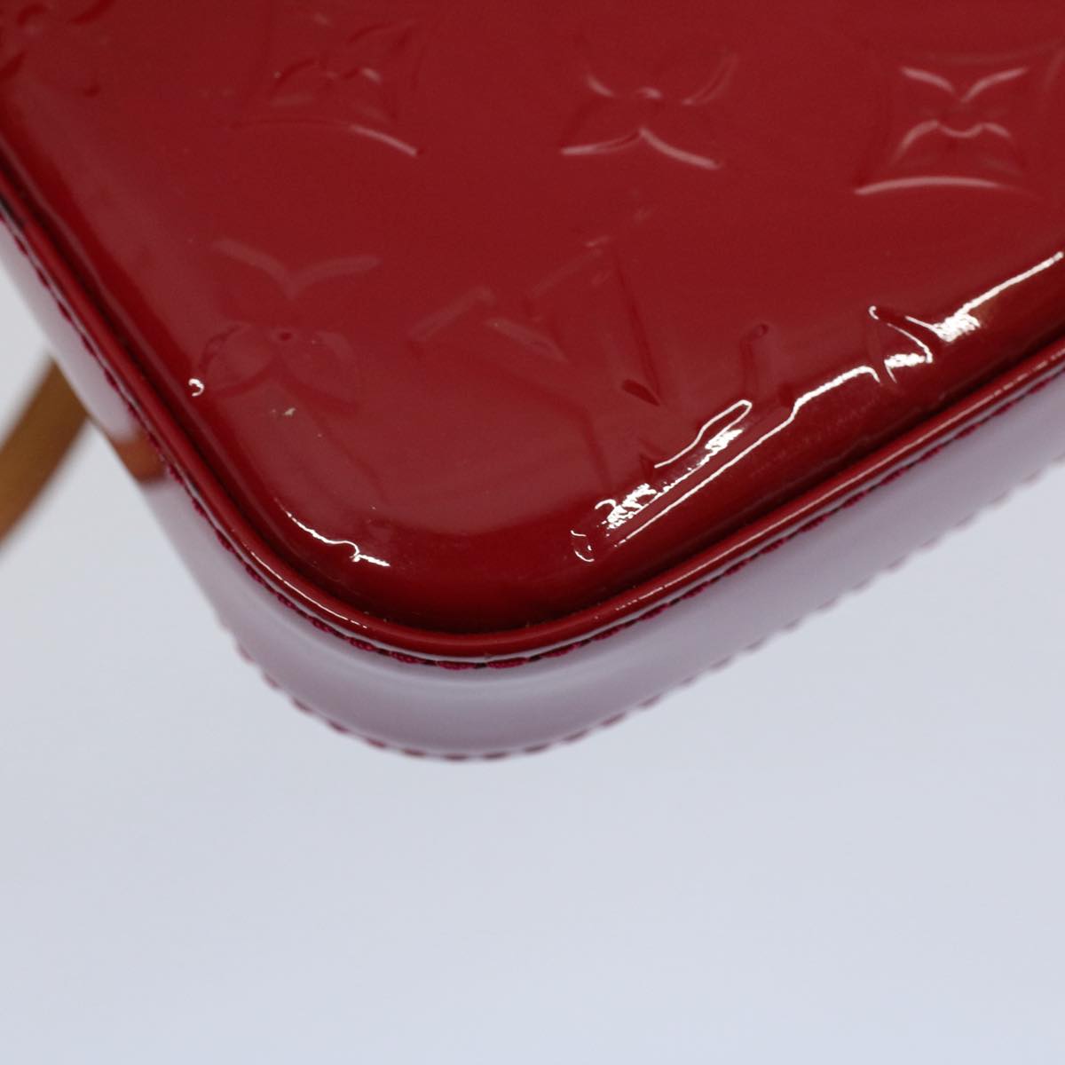 LOUIS VUITTON Monogram Vernis Pochette Accessoires Pouch Red M91577 am5106