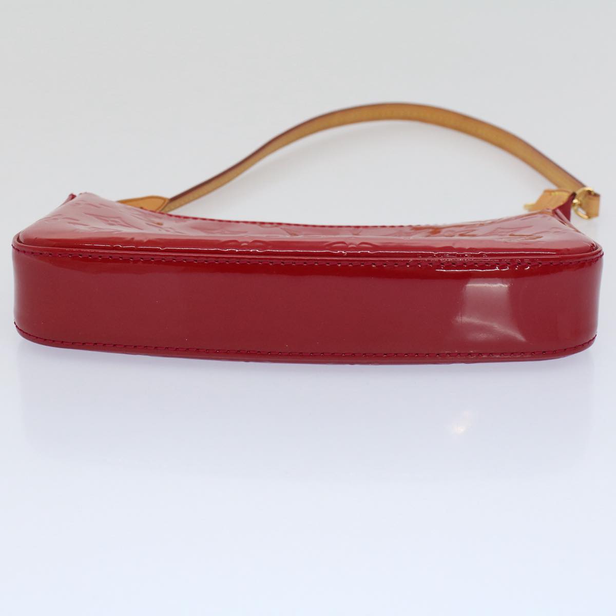 LOUIS VUITTON Monogram Vernis Pochette Accessoires Pouch Red M91577 am5106