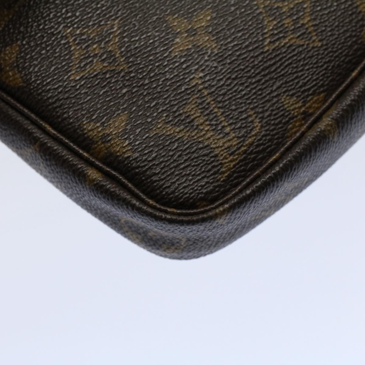 LOUIS VUITTON Monogram Pochette Accessoires Pouch M51980 LV am5109