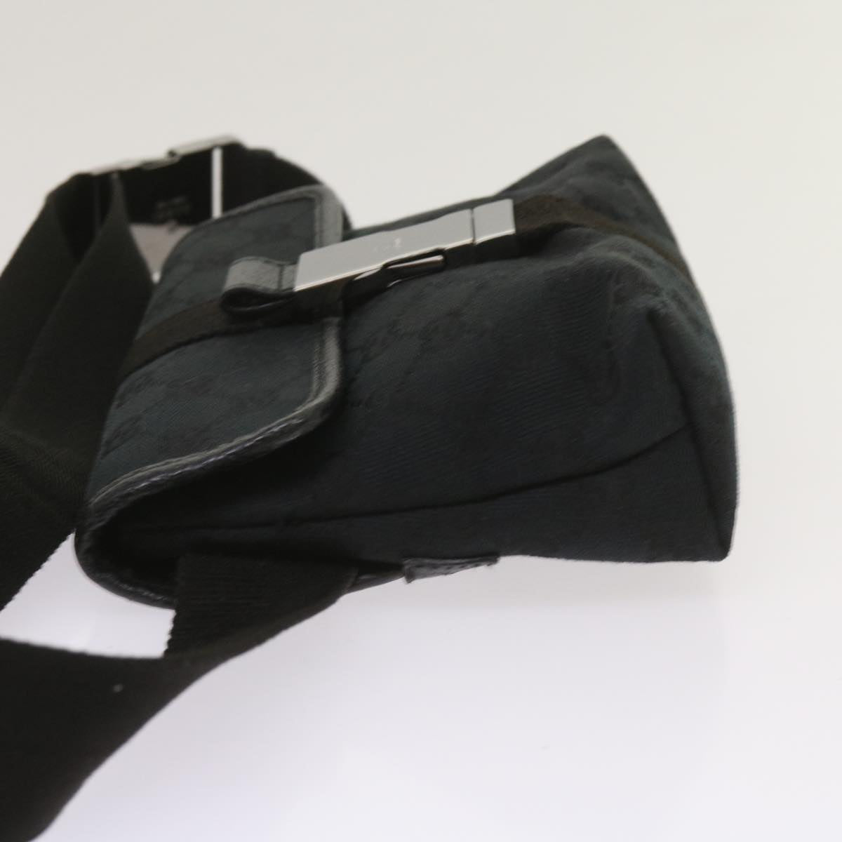 GUCCI GG Canvas Waist bag Black 131236  am5634