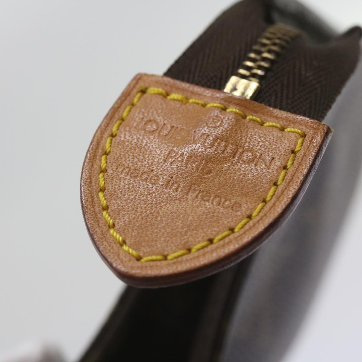 LOUIS VUITTON Monogram Poche Toilette 15 Pouch M47546 LV am5877