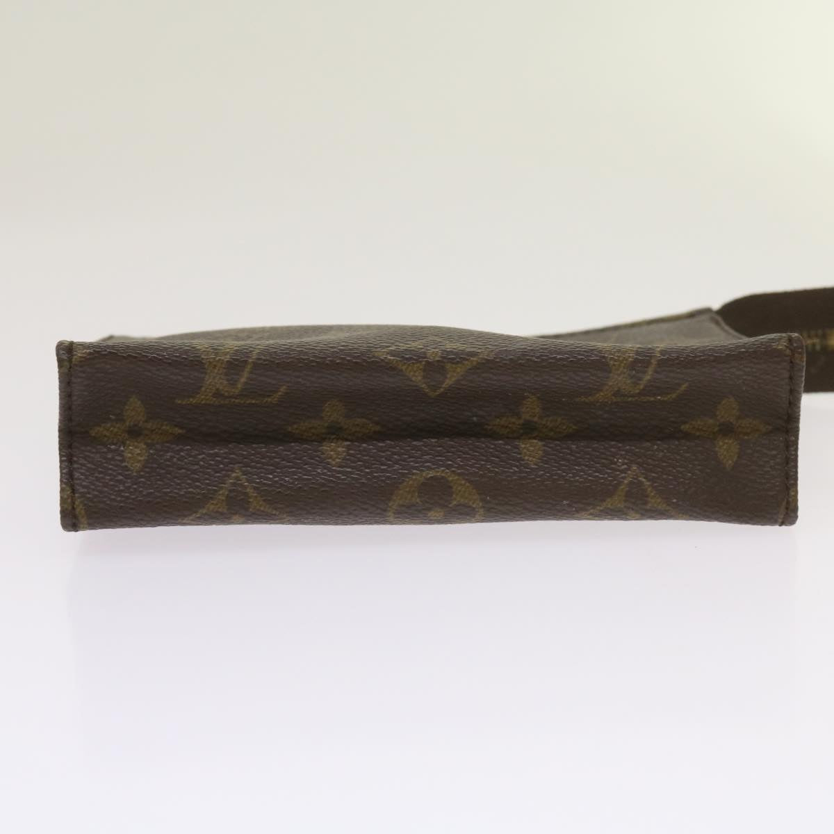 LOUIS VUITTON Monogram Poche Toilette 15 Pouch M47546 LV am5877