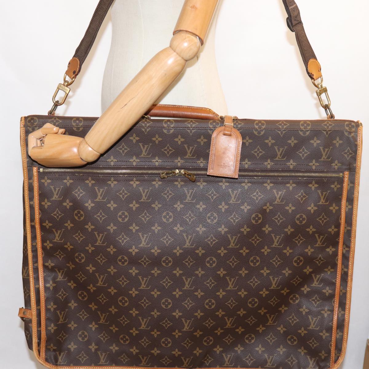 LOUIS VUITTON Monogram Portable Cabin Garment Cover M23420 LV am6163