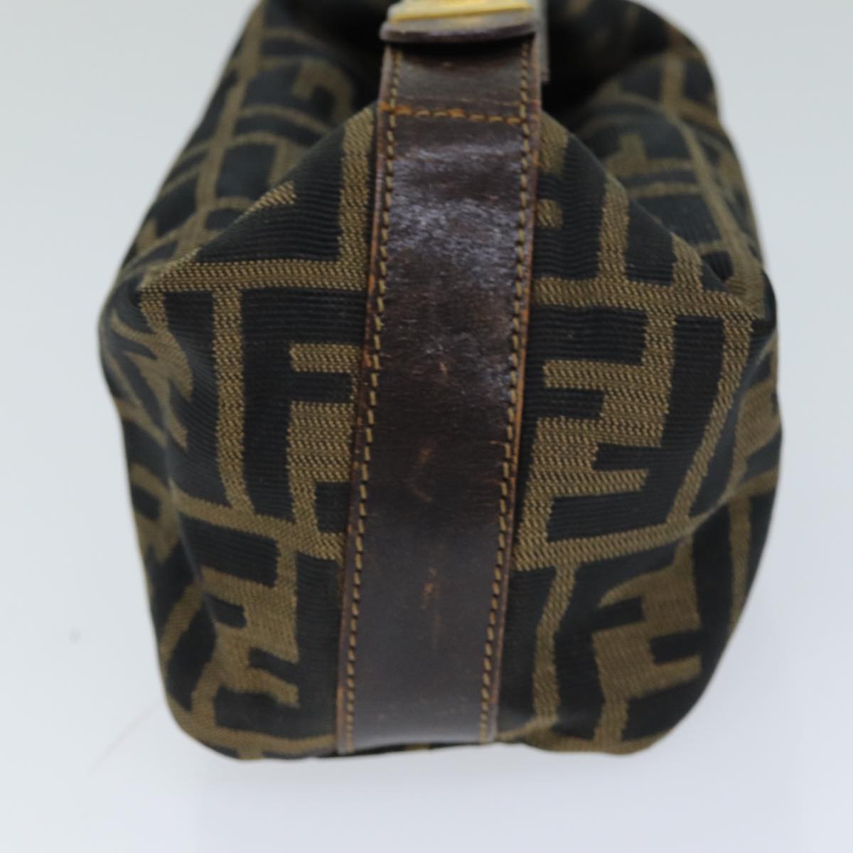 Luxury Fendi Zucca Canvas Hand Pouch Black Brownam6166