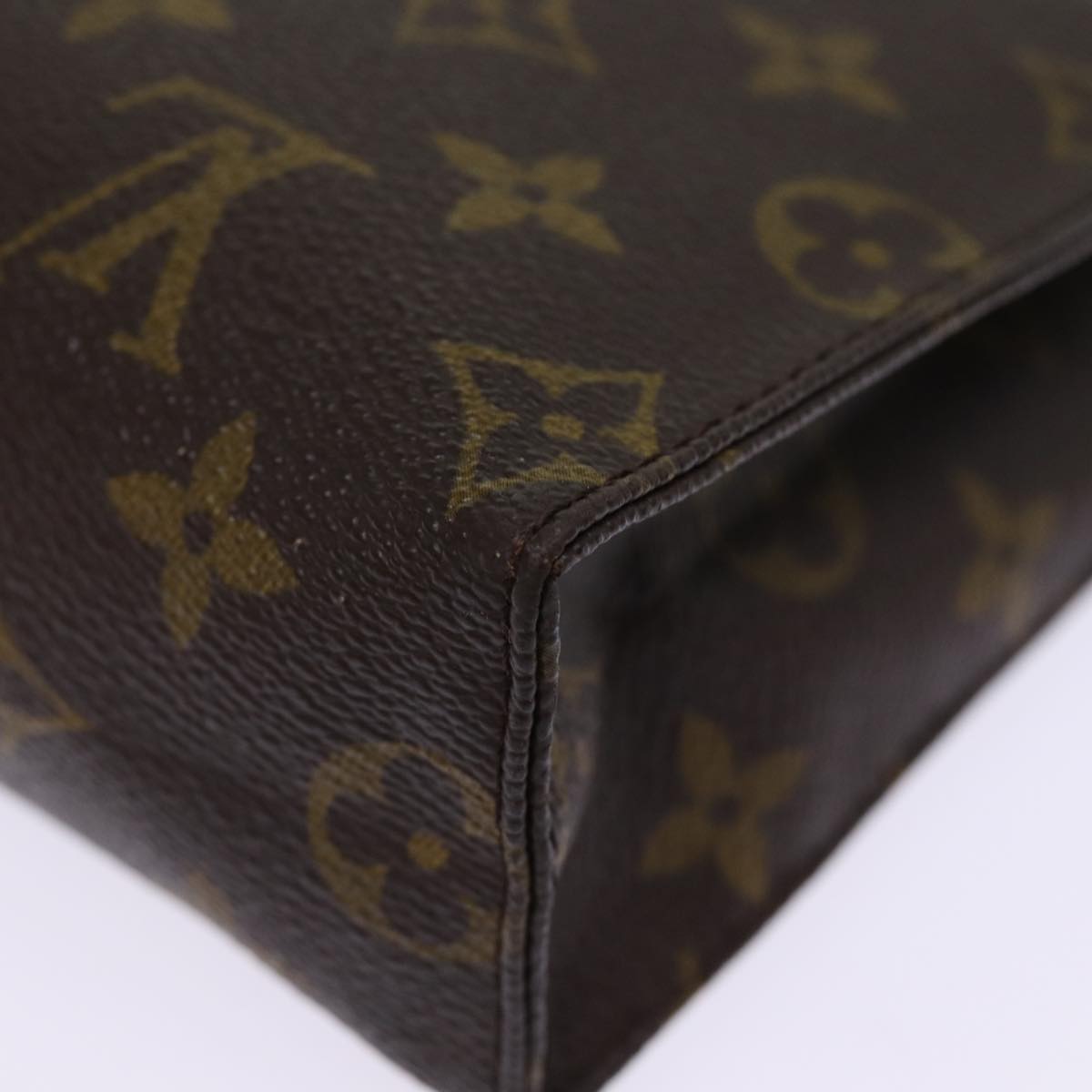 LOUIS VUITTON Monogram Poche Toilette 26 Pouch M47542 LV am6319
