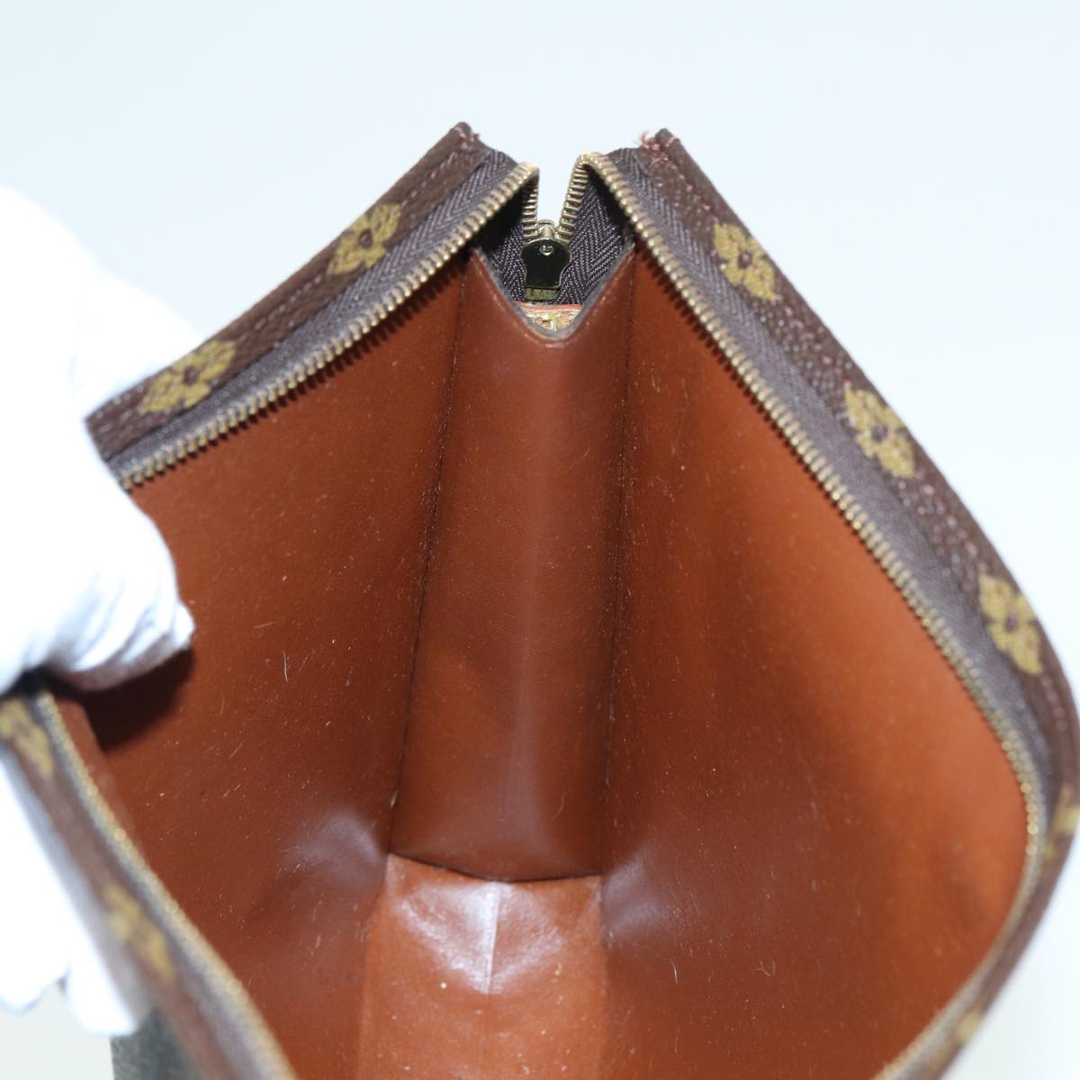 LOUIS VUITTON Monogram Poche Toilette 26 Pouch M47542 LV am6578