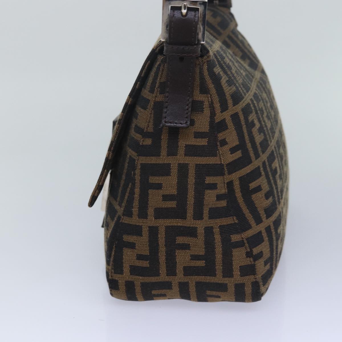 Luxury Fendi Zucca Canvas Mamma Baguette Shoulder Bag Brown Blackam6643A