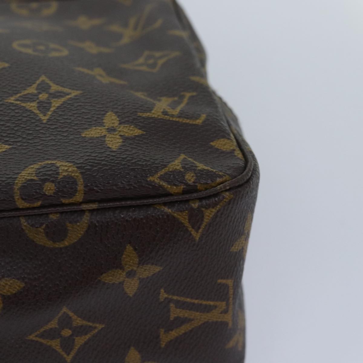 LOUIS VUITTON Monogram Trousse Toilette 28 Clutch Bag M47522 LV am6653