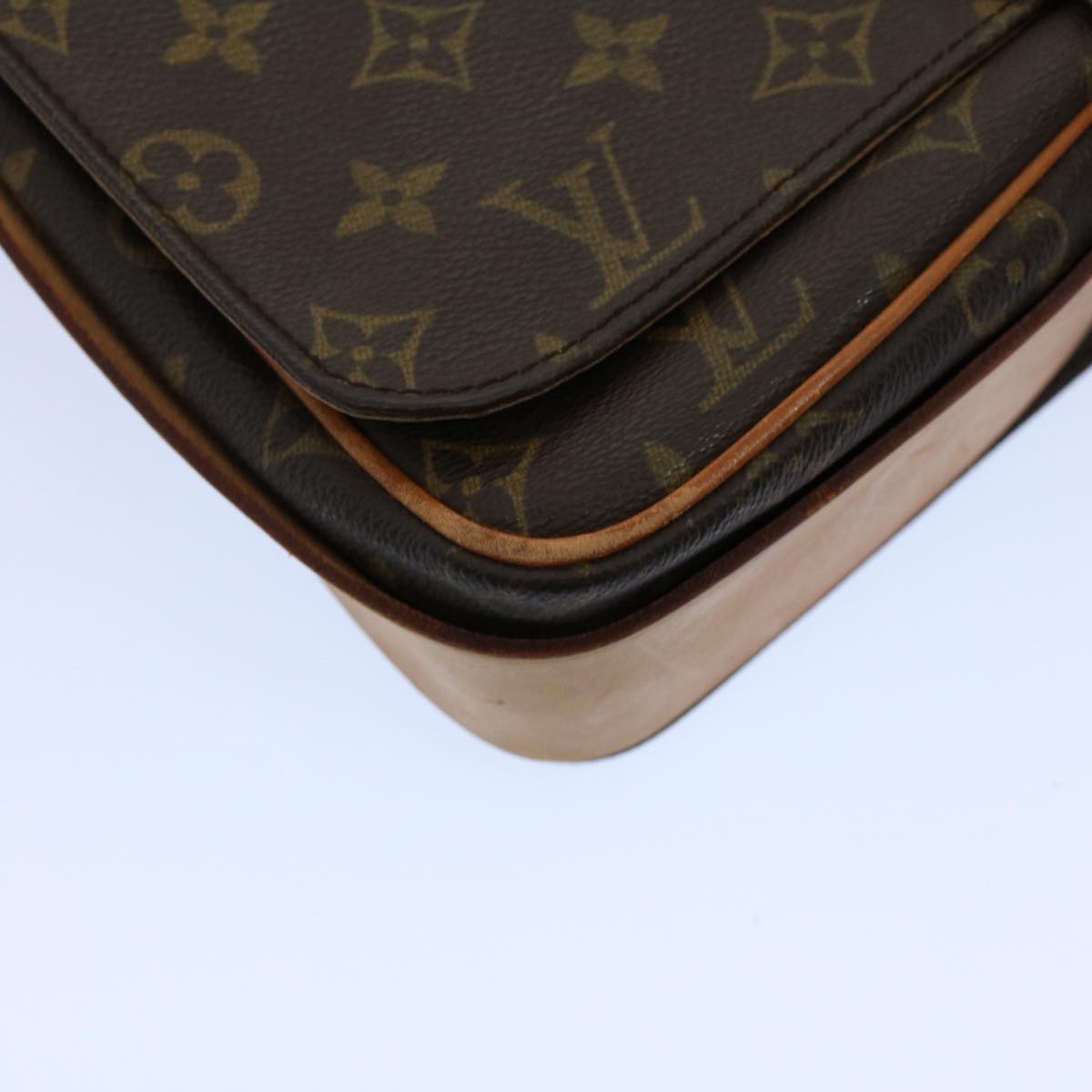 LOUIS VUITTON Monogram Cartouchiere GM Shoulder Bag M51252 LV ar10161B