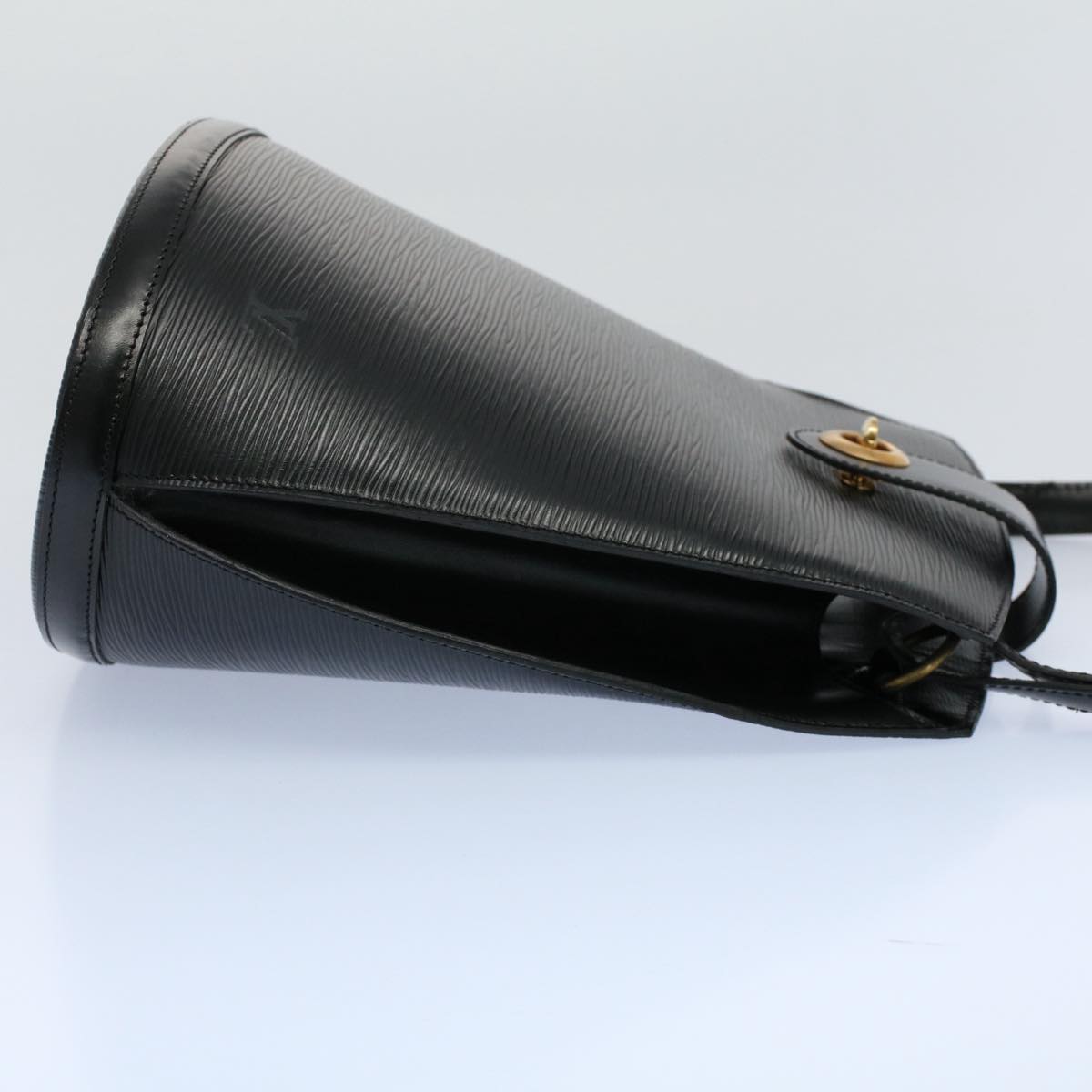 LOUIS VUITTON Epi Cluny Shoulder Bag Black M52252 LV ar10164B