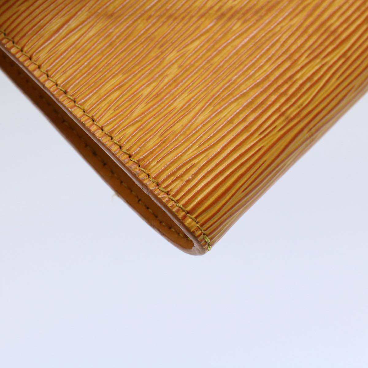 LOUIS VUITTON Epi Pochette Accessoires Pouch Vintage Yellow M52989 ar10195