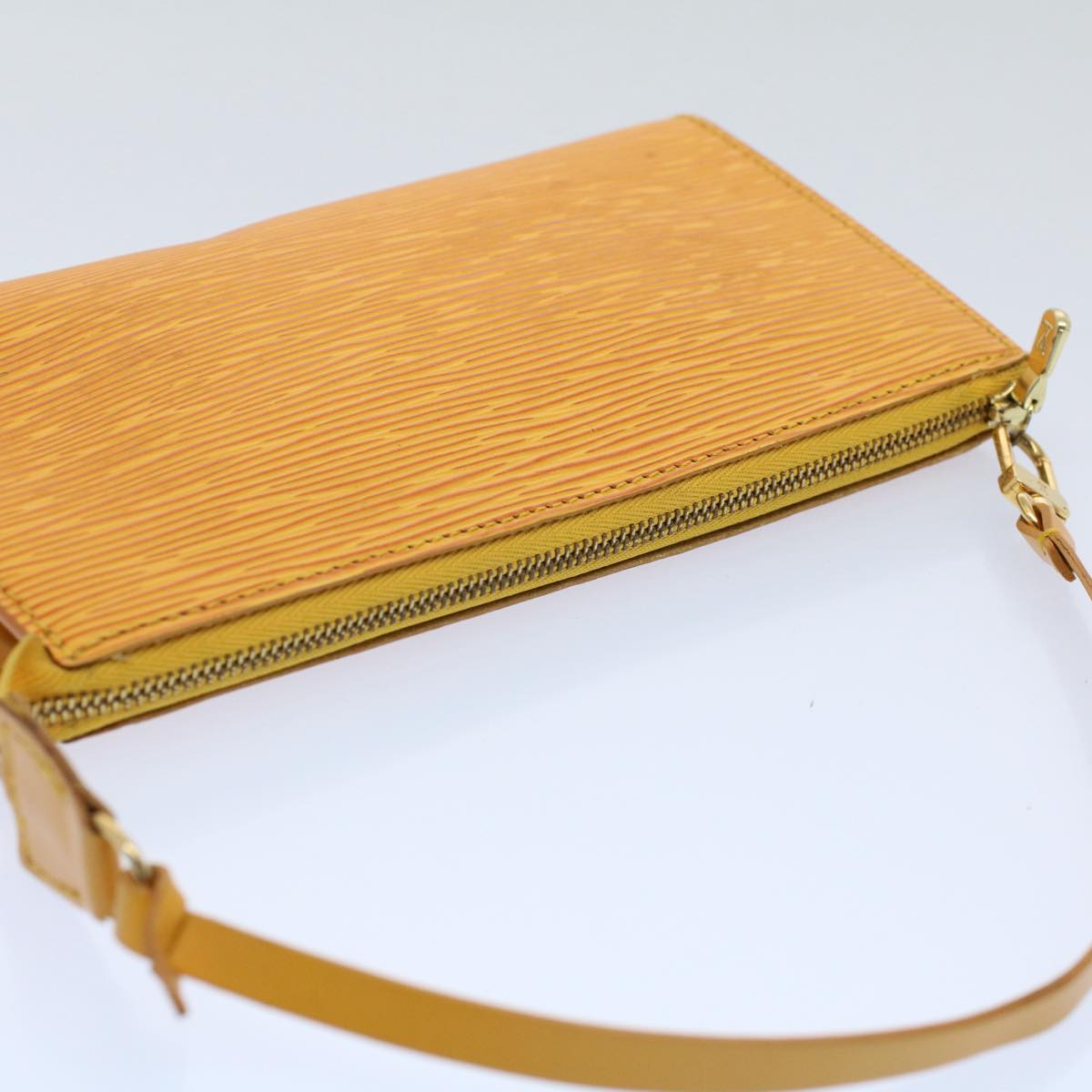 LOUIS VUITTON Epi Pochette Accessoires Pouch Vintage Yellow M52989 ar10195