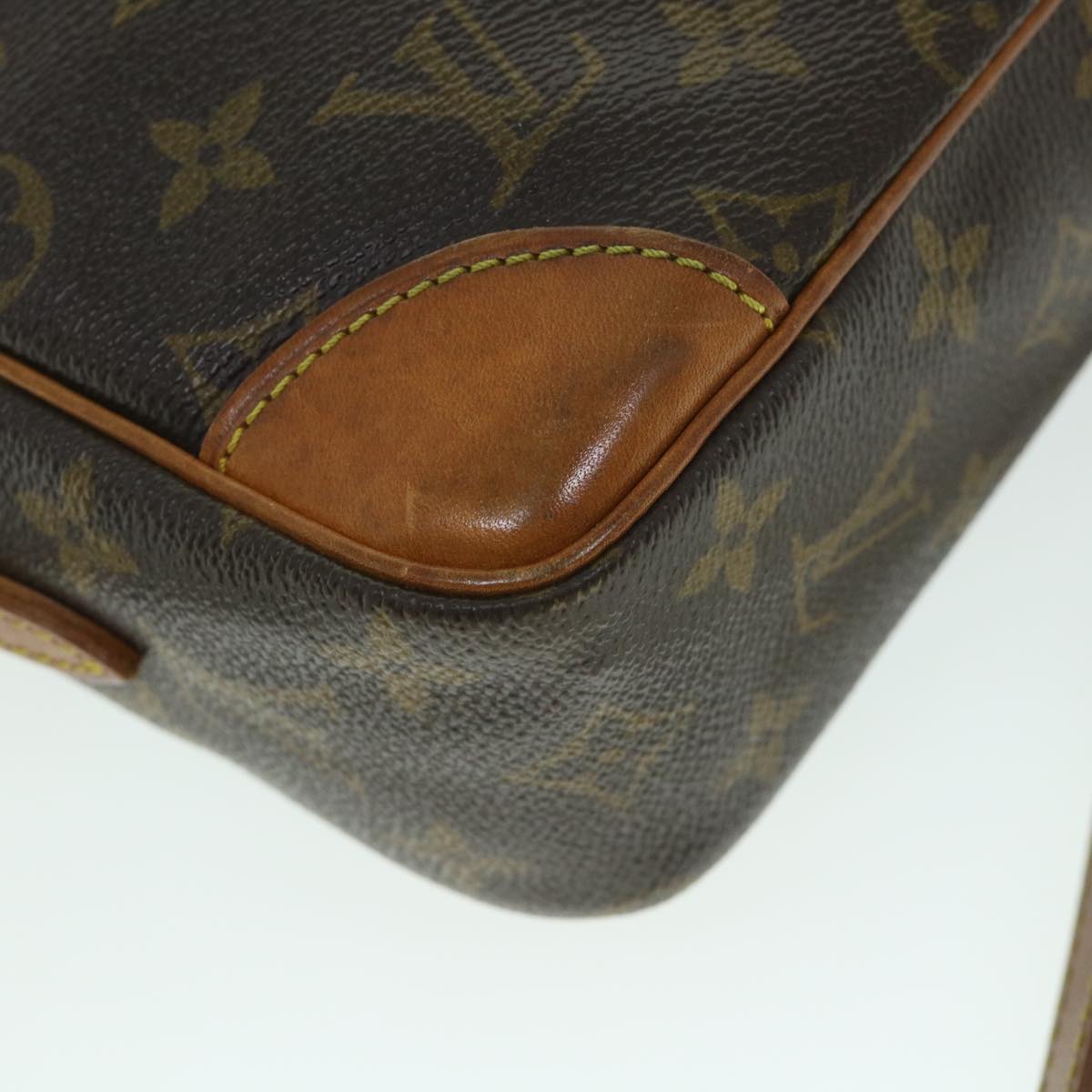 LOUIS VUITTON Monogram Trocadero 27 Shoulder Bag M51274 LV ar10201