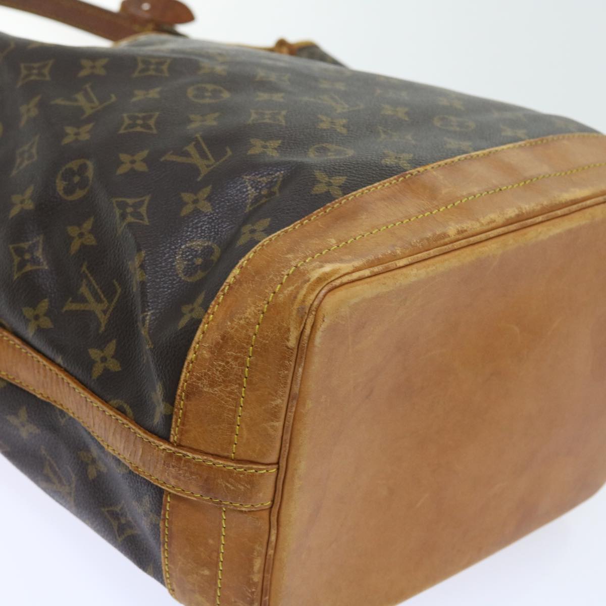 LOUIS VUITTON Monogram Noe Shoulder Bag M42224 LV ar10212