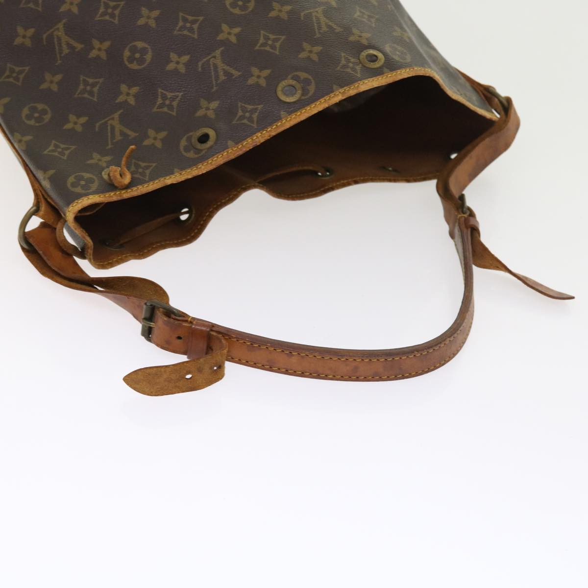 LOUIS VUITTON Monogram Noe Shoulder Bag M42224 LV ar10212