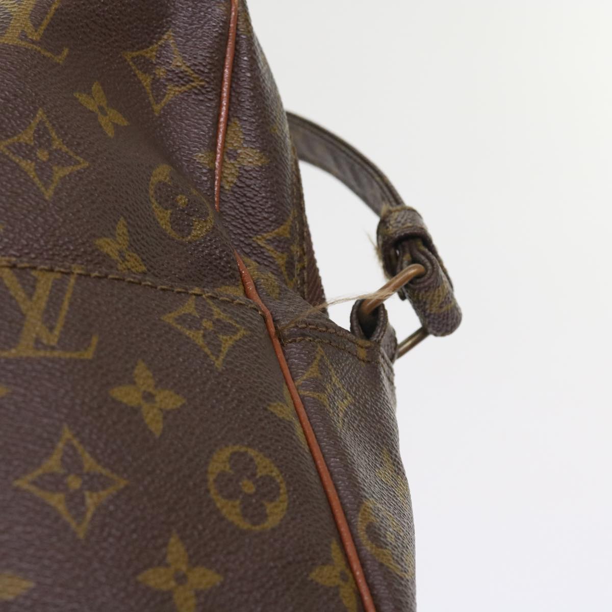 LOUIS VUITTON Monogram Marceau Shoulder Bag No.70 LV ar10213