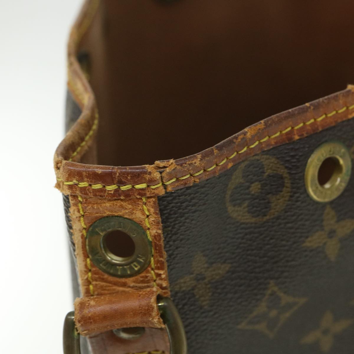 LOUIS VUITTON Monogram Noe Shoulder Bag M42224 LV ar10318