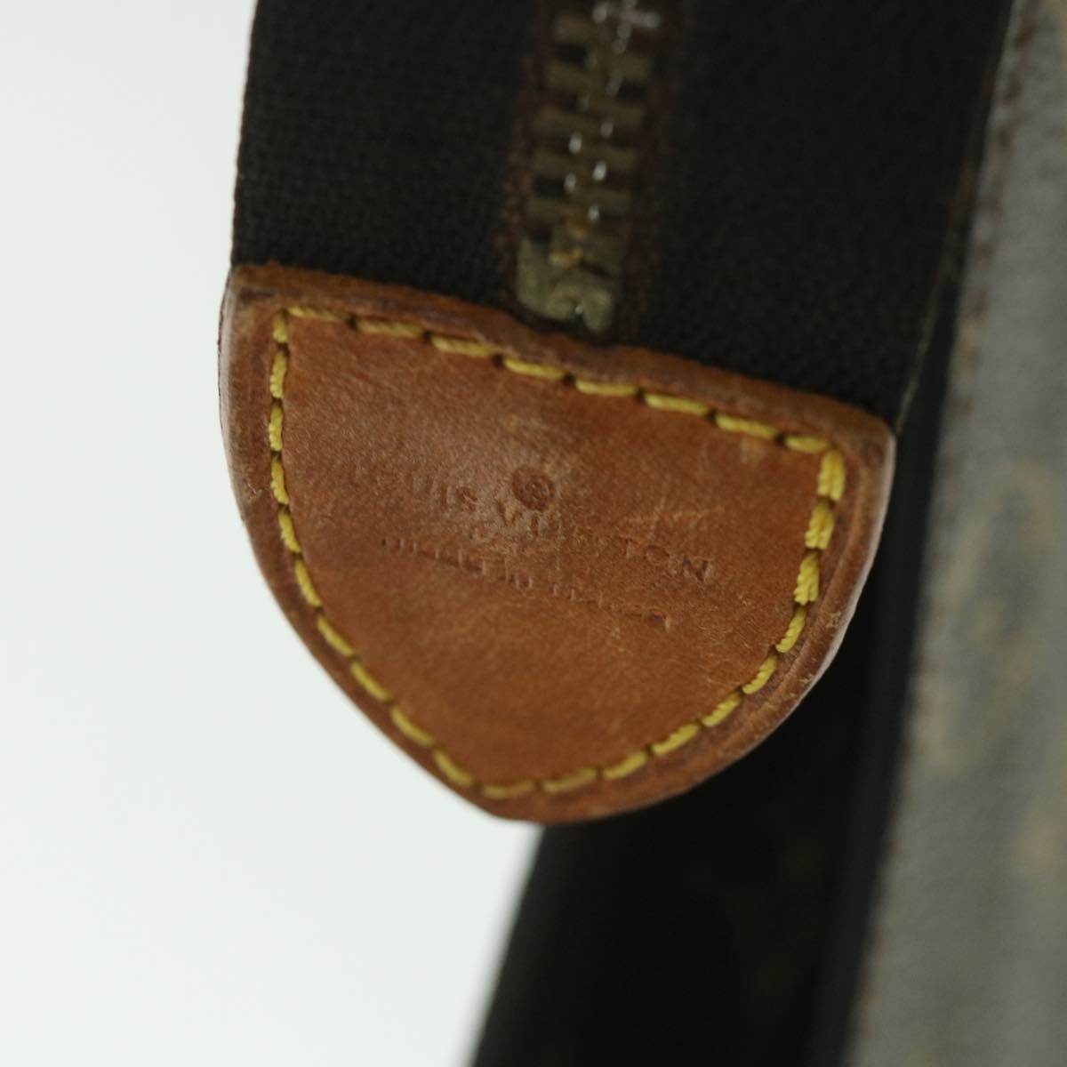 LOUIS VUITTON Monogram Poche Toilette 19 Pouch M47544 LV ar10450
