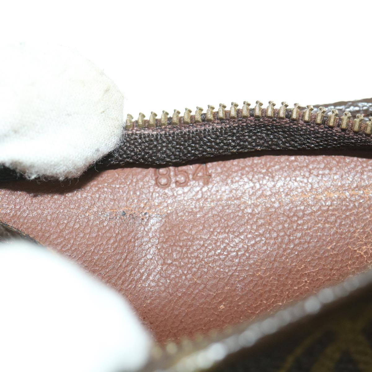 LOUIS VUITTON Monogram Poche Toilette 19 Pouch M47544 LV ar10450
