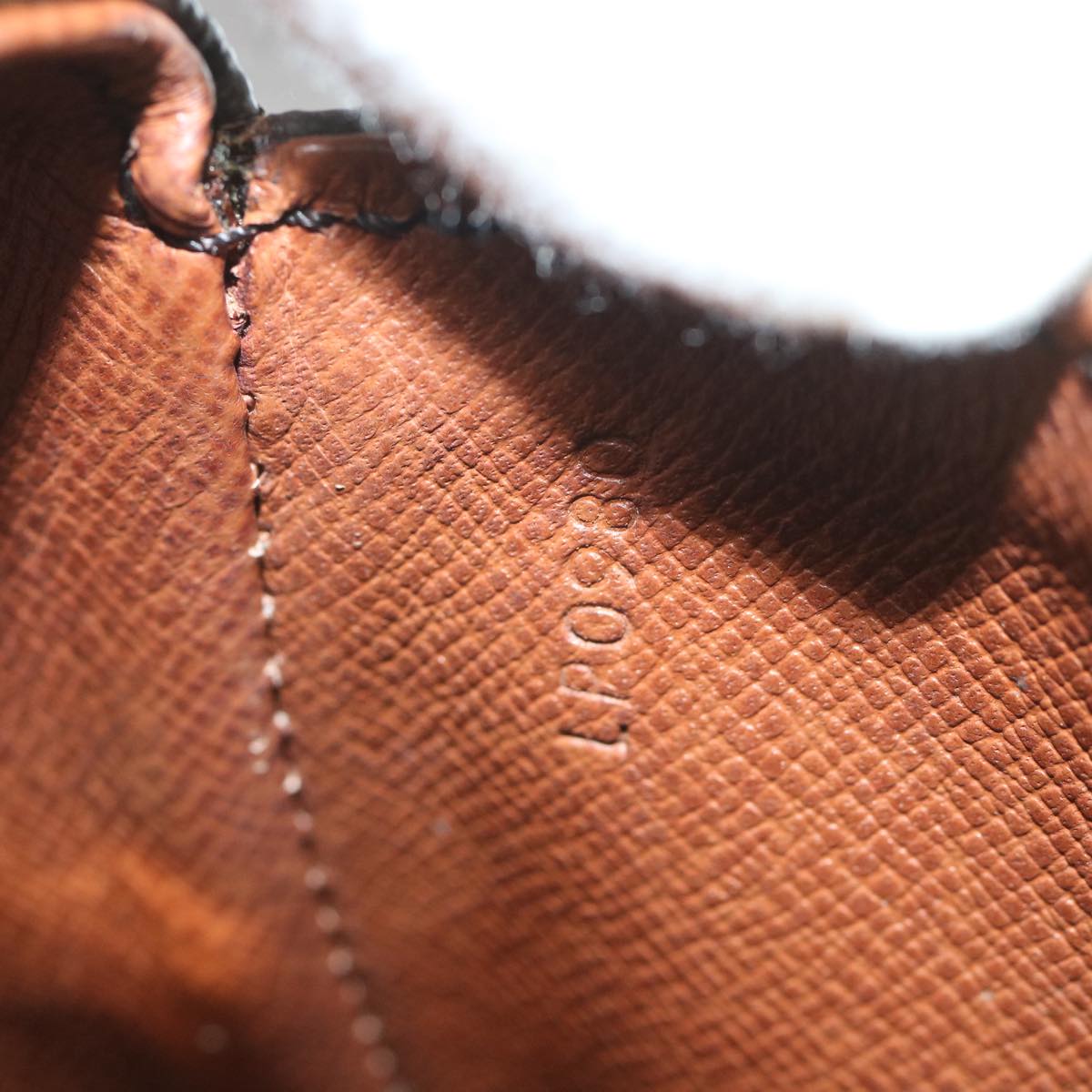 LOUIS VUITTON Monogram Saint Cloud MM Shoulder Bag M51243 LV ar10461