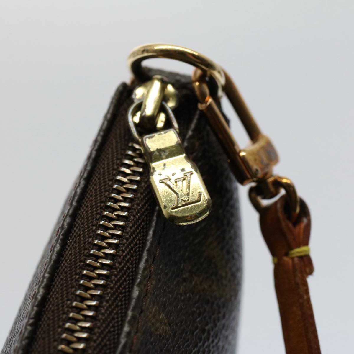 LOUIS VUITTON Monogram Pochette Accessoires Pouch M51980 LV ar10466
