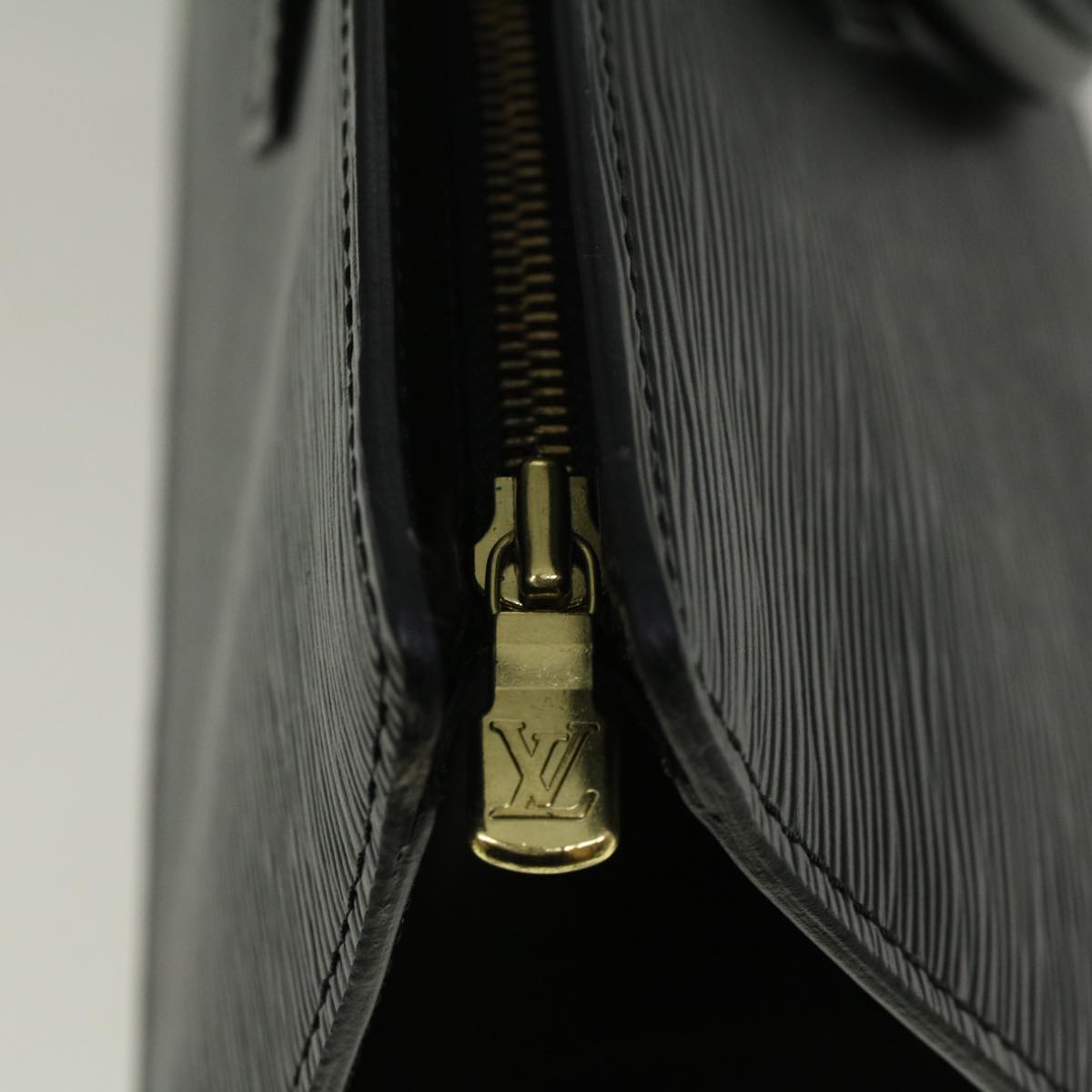 LOUIS VUITTON Epi Sac Triangle Hand Bag Black Noir M52092 LV ar10525B