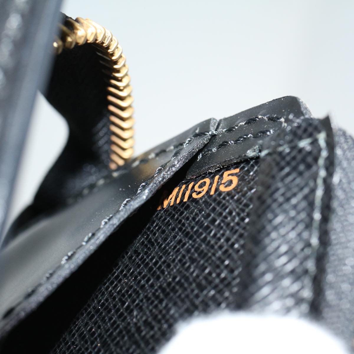 LOUIS VUITTON Epi Sac Triangle Hand Bag Black Noir M52092 LV ar10525B