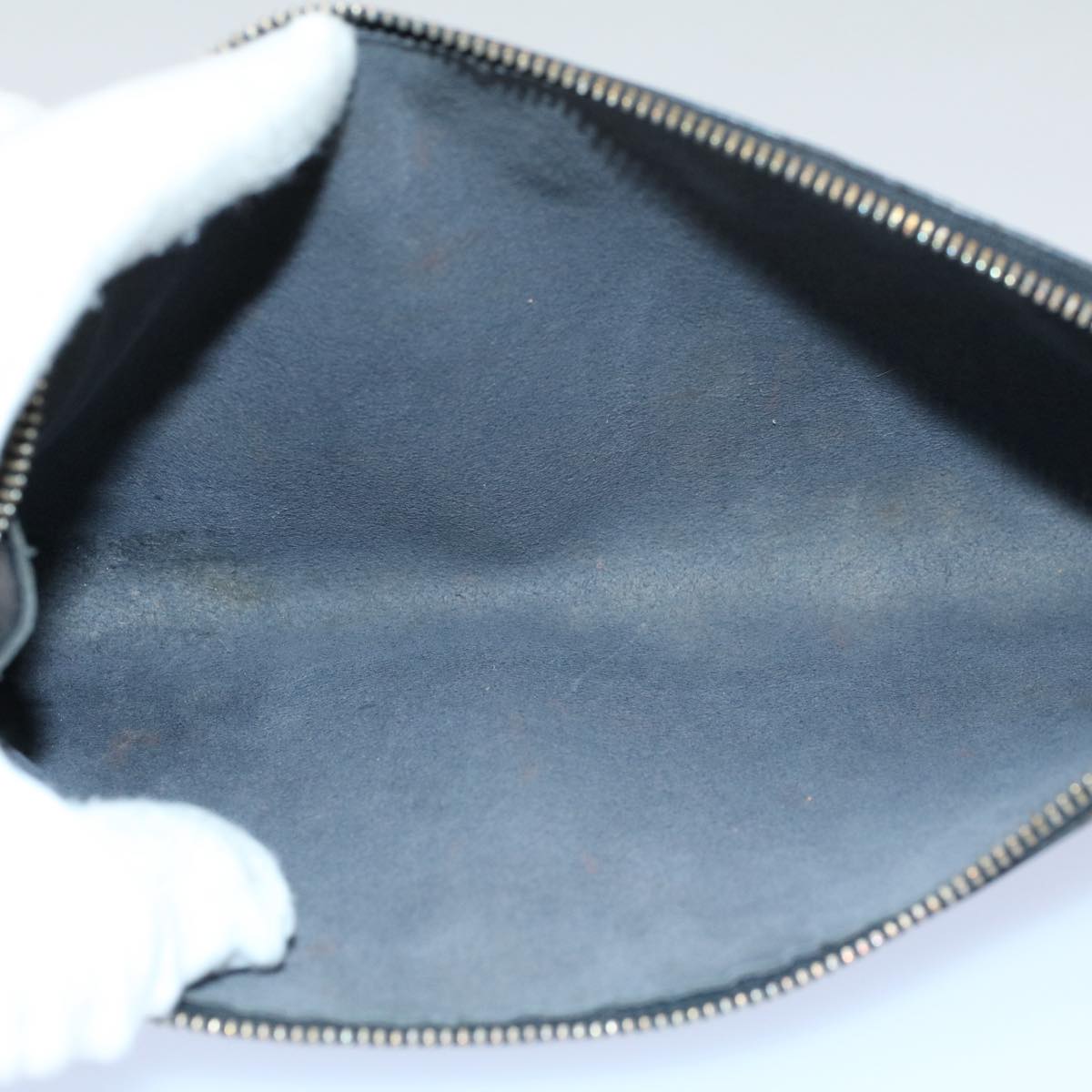 LOUIS VUITTON Epi Pochette Accessoires Pouch Black M52982 ar10532B