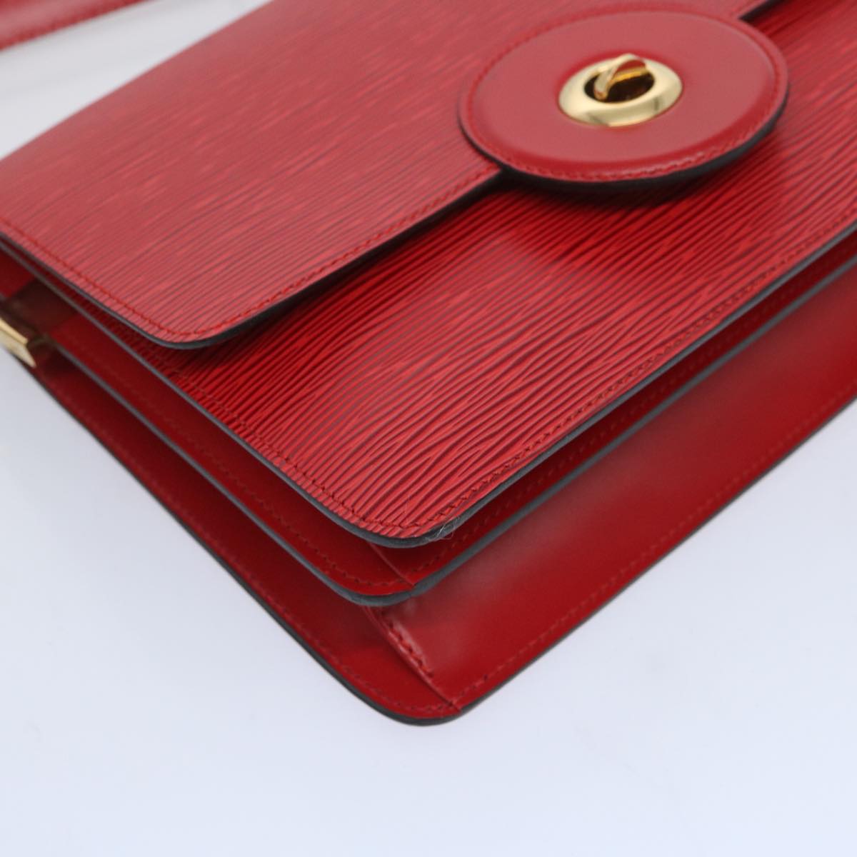 LOUIS VUITTON Epi Free Run Shoulder Bag Red M52407 LV ar11382B