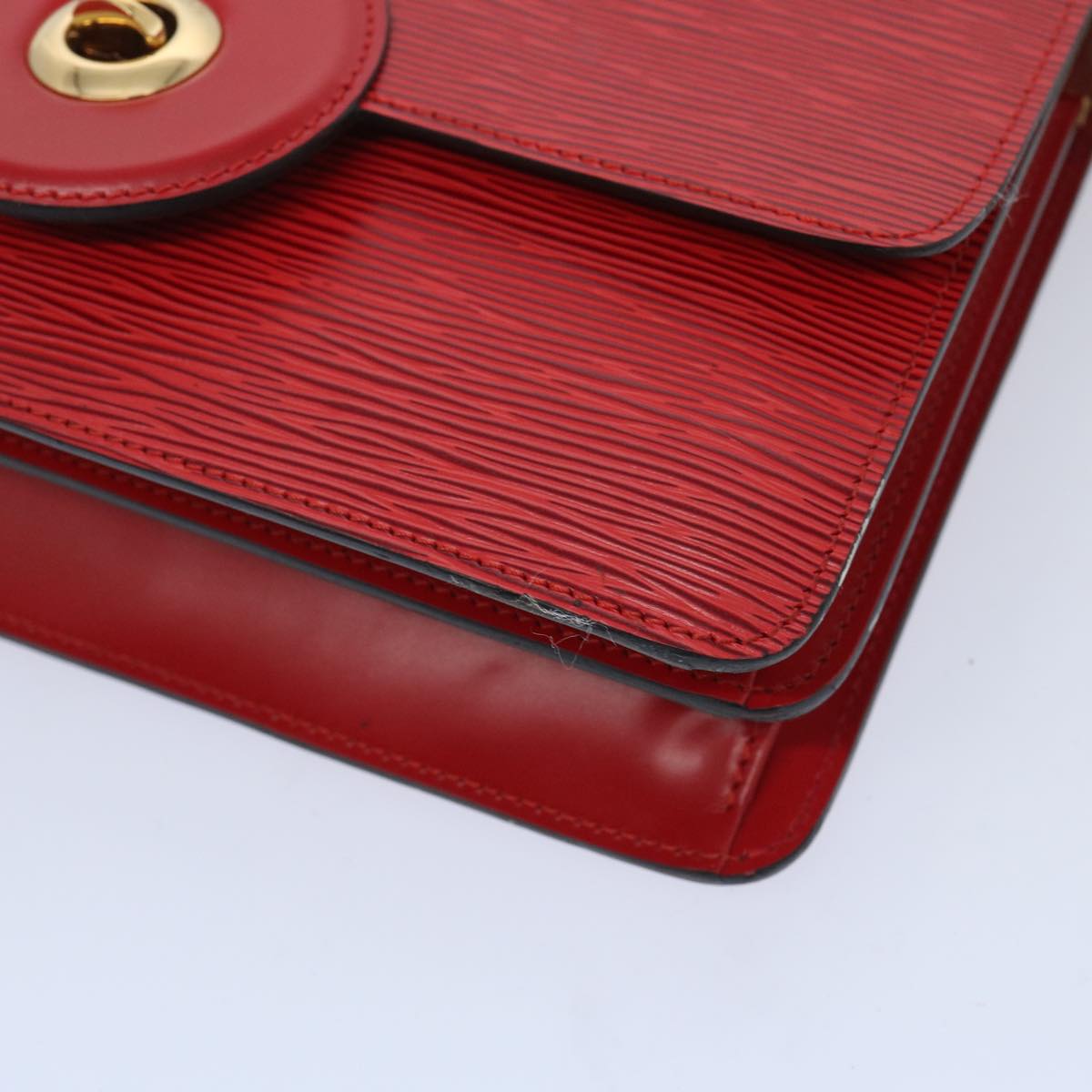 LOUIS VUITTON Epi Free Run Shoulder Bag Red M52407 LV ar11382B