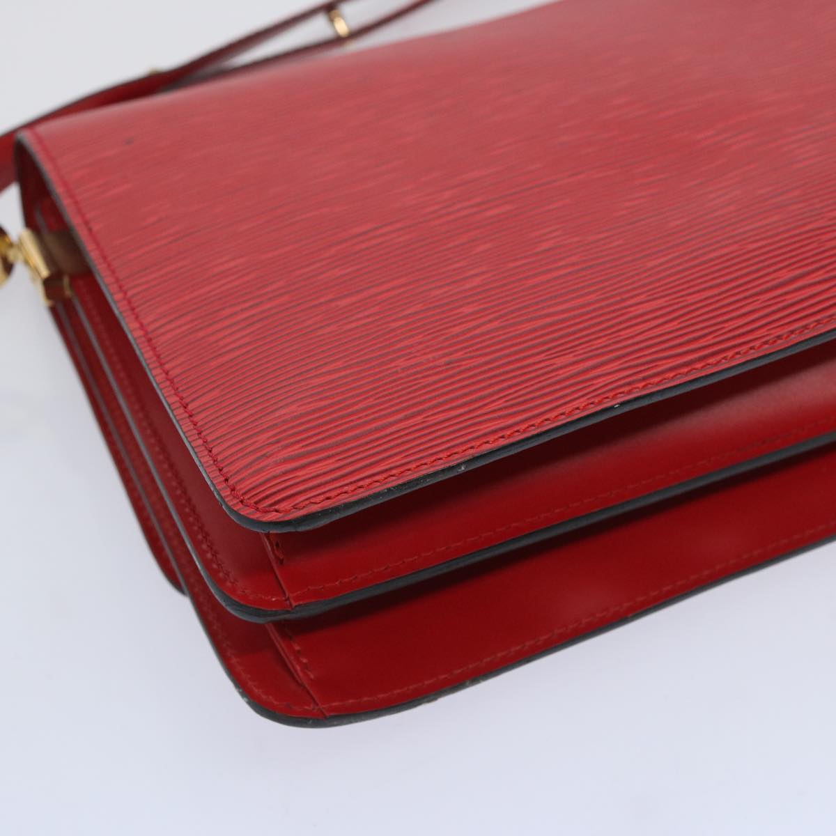 LOUIS VUITTON Epi Free Run Shoulder Bag Red M52407 LV ar11382B