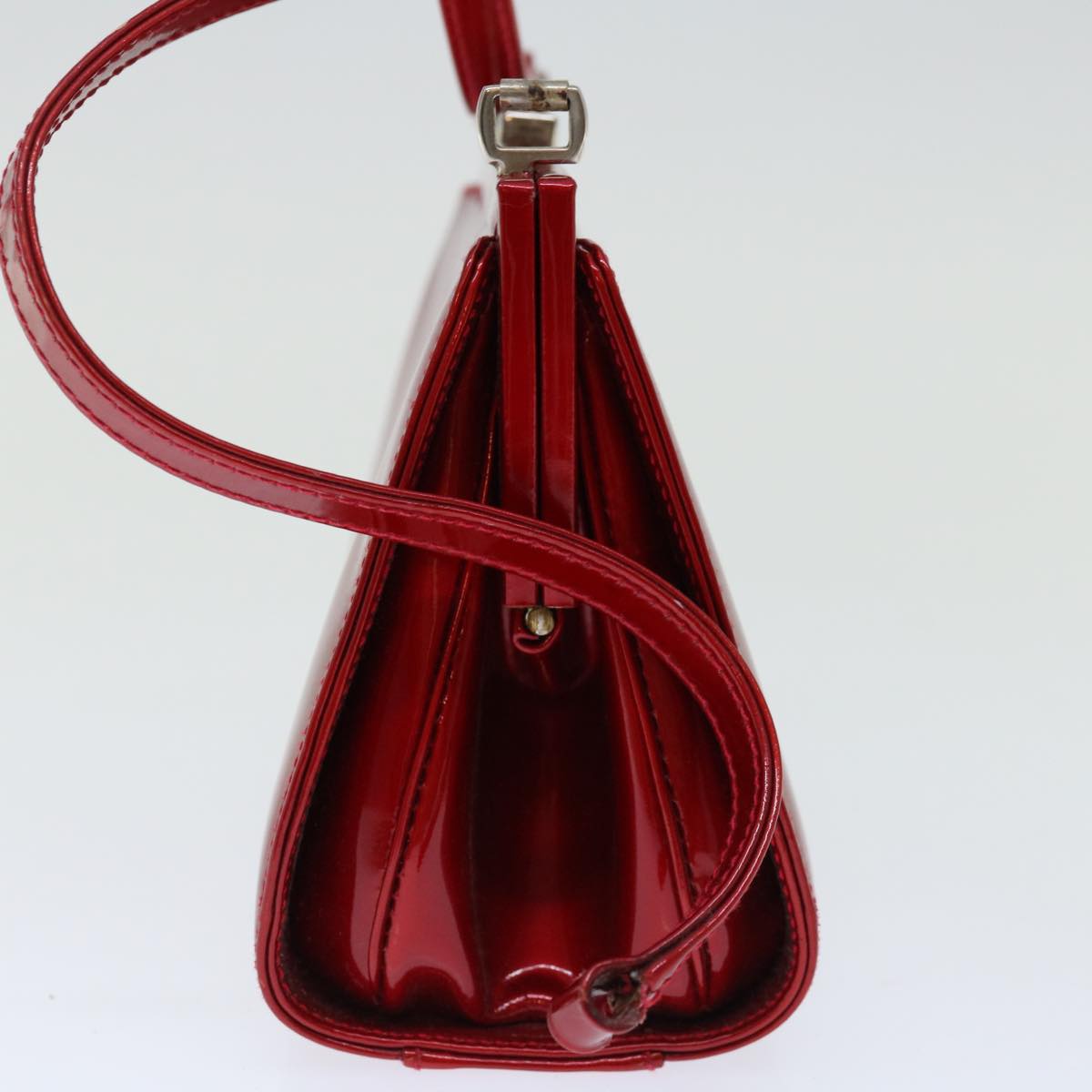 GUCCI Gamaguchi Shoulder Bag Patent leather Red  ar11424