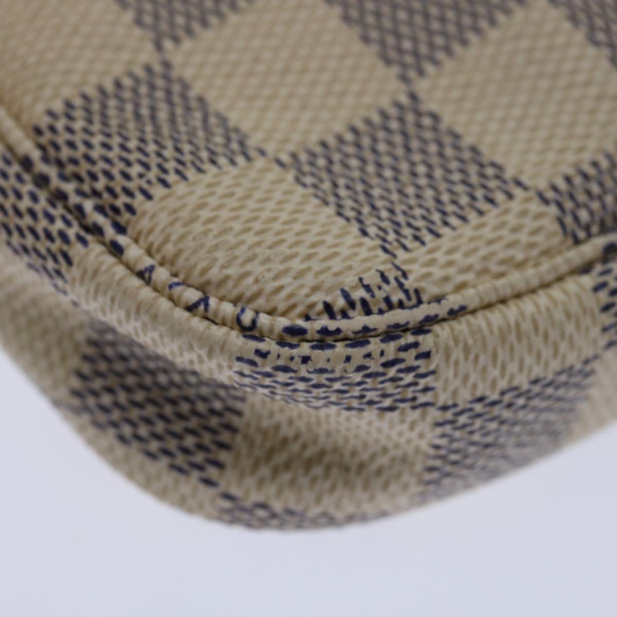 LOUIS VUITTON Damier Azur Mini Pochette Accessoires Pouch N58010 ar11611B