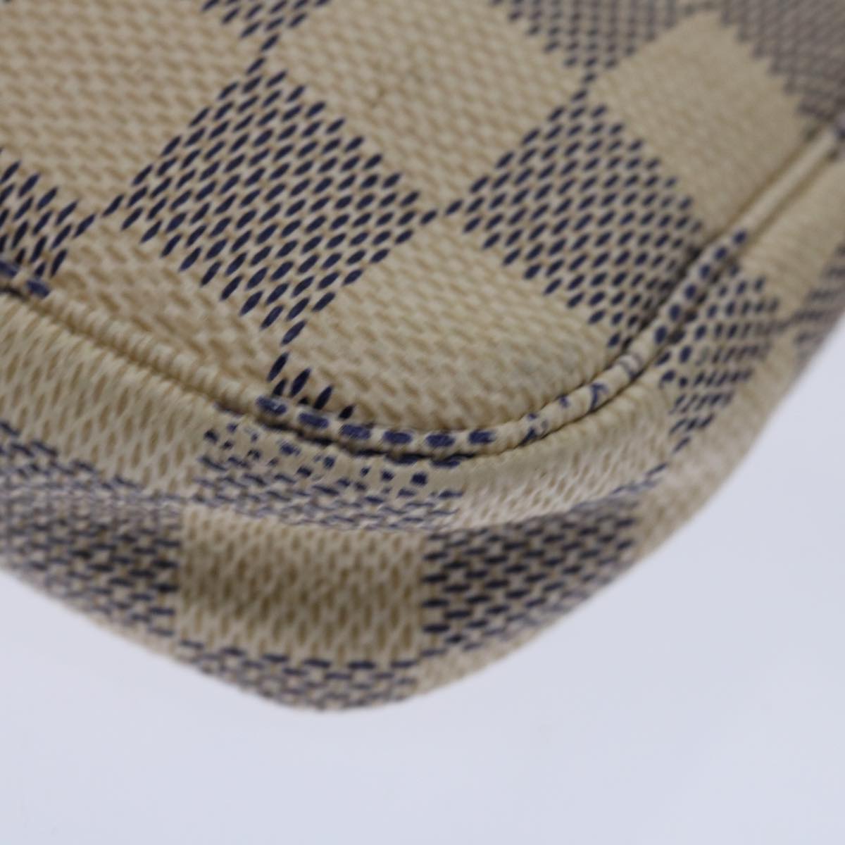 LOUIS VUITTON Damier Azur Mini Pochette Accessoires Pouch N58010 ar11611B