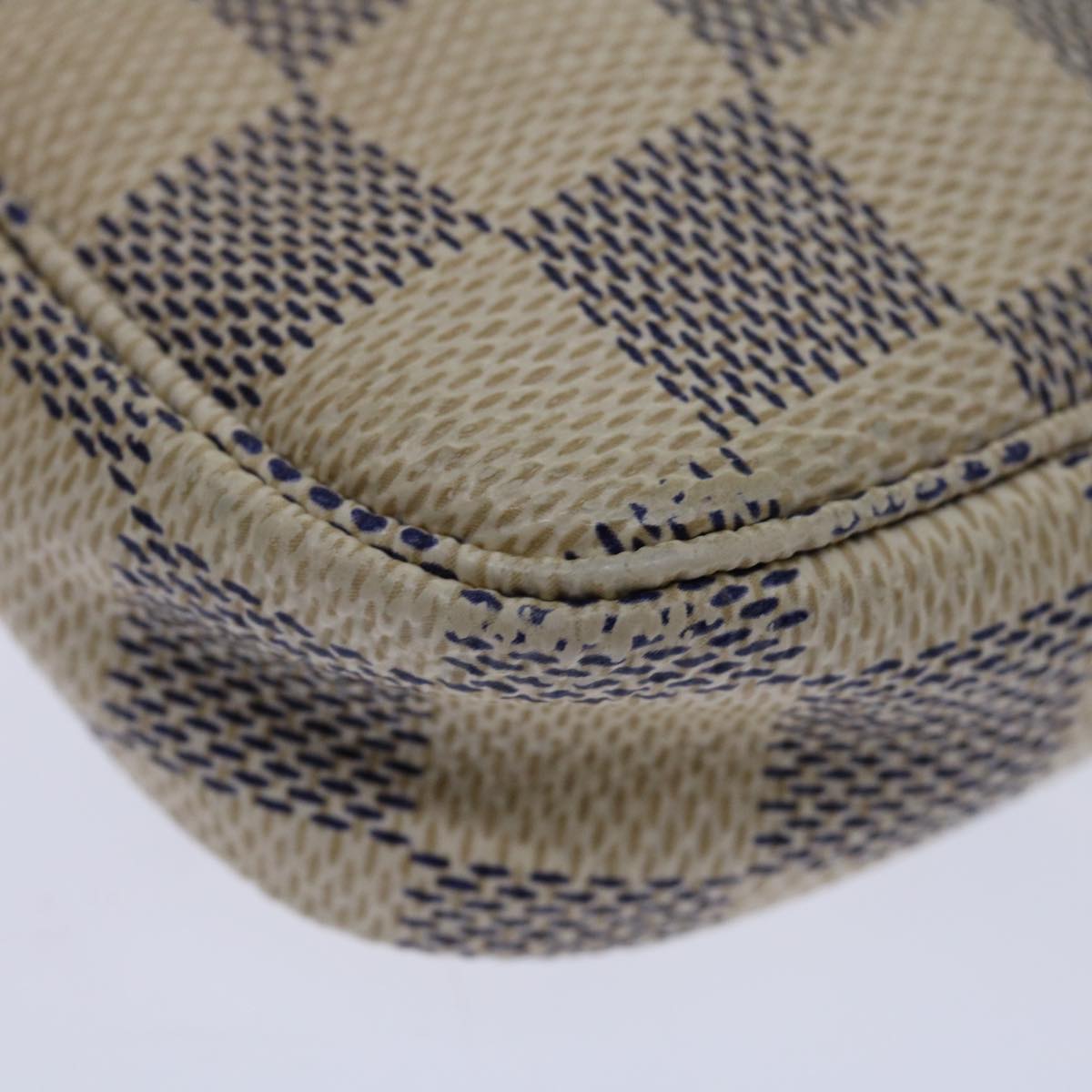 LOUIS VUITTON Damier Azur Mini Pochette Accessoires Pouch N58010 ar11611B