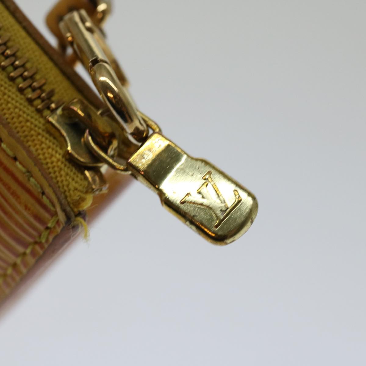 LOUIS VUITTON Epi Pochette Accessoires Pouch Yellow M52989 LV ar11612B