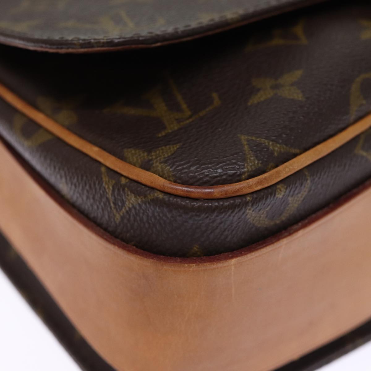 LOUIS VUITTON Monogram Cartouchiere MM Shoulder Bag M51253 LV ar11779B