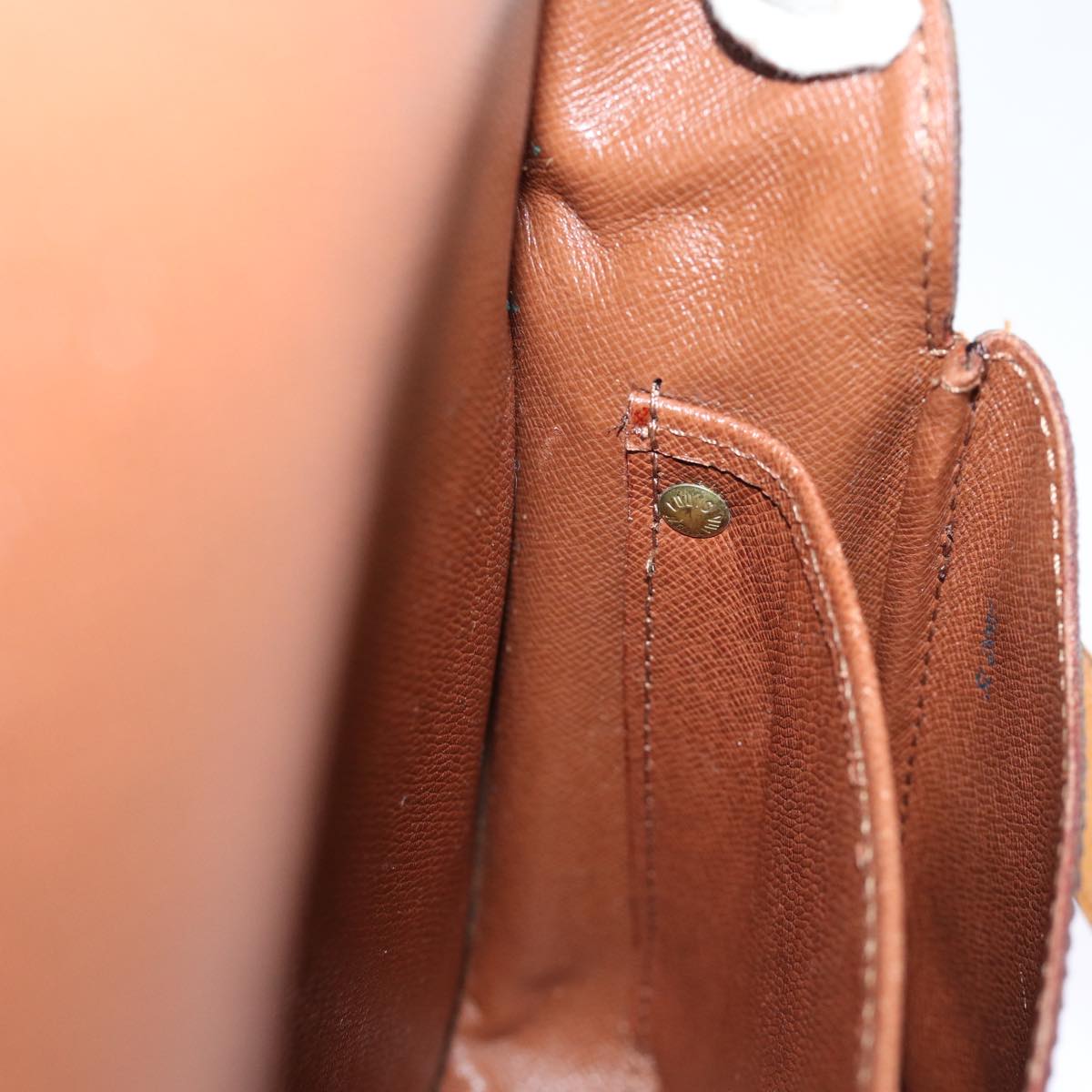 LOUIS VUITTON Monogram Cartouchiere MM Shoulder Bag M51253 LV ar11779B