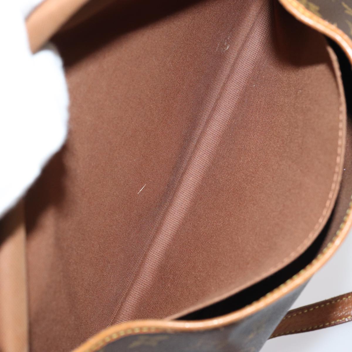 LOUIS VUITTON Monogram Saumur 30 Shoulder Bag M42256 LV ar12049