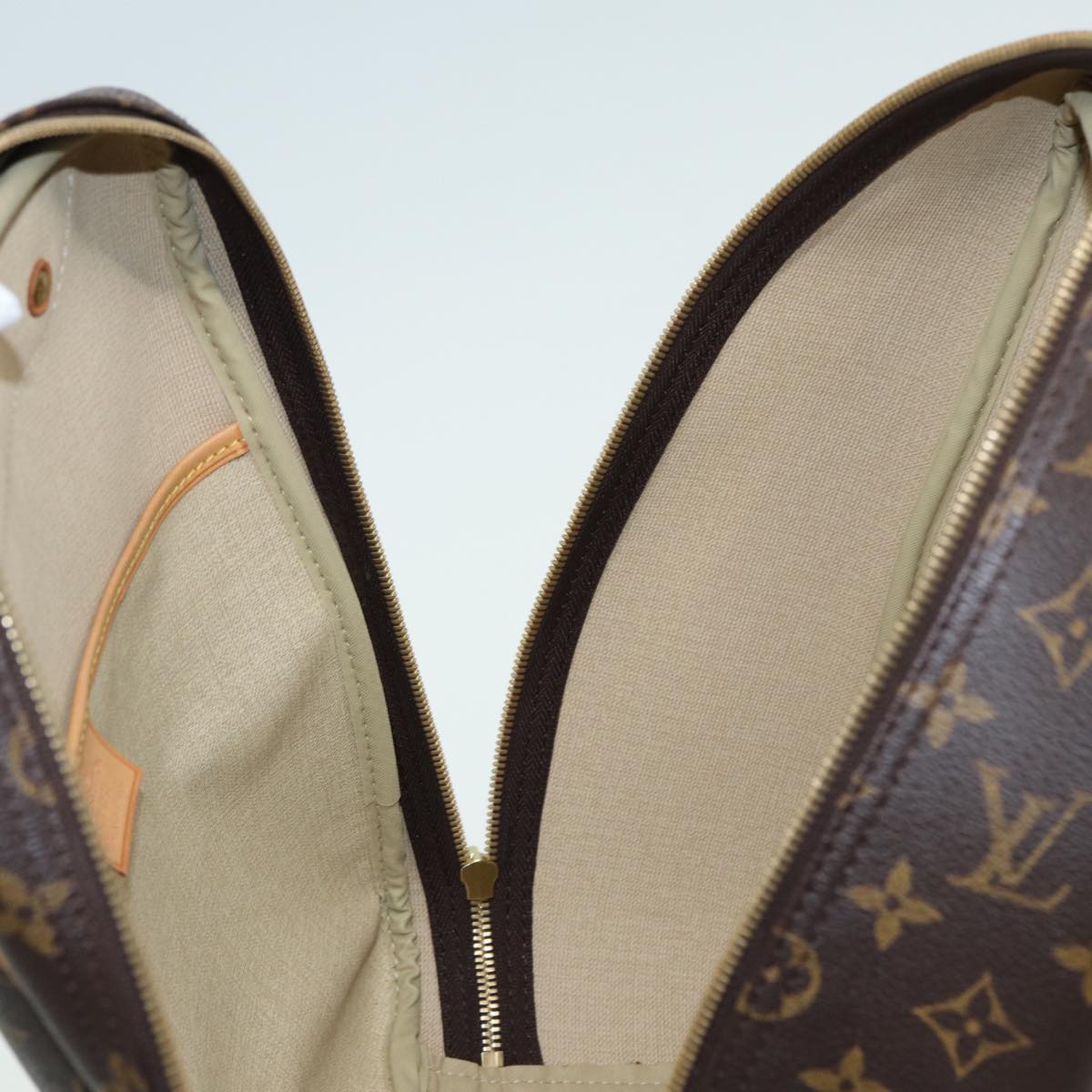 LOUIS VUITTON Monogram Excursion Hand Bag M41450 LV ar12084