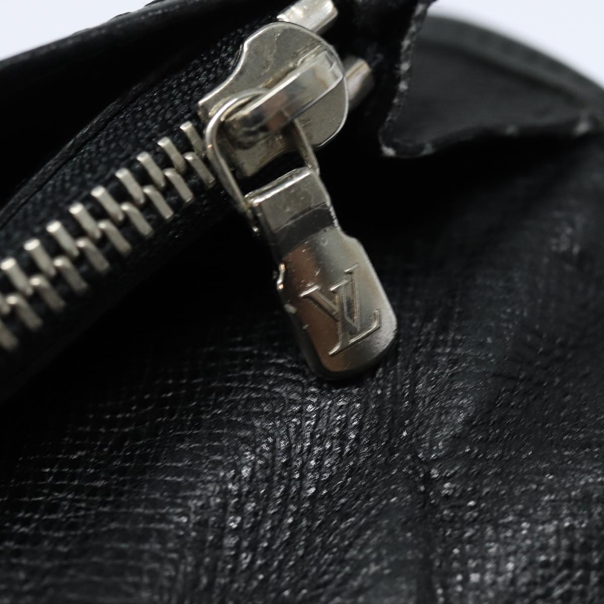 LOUIS VUITTON Taiga Wallet 2Set Black LV ar12458